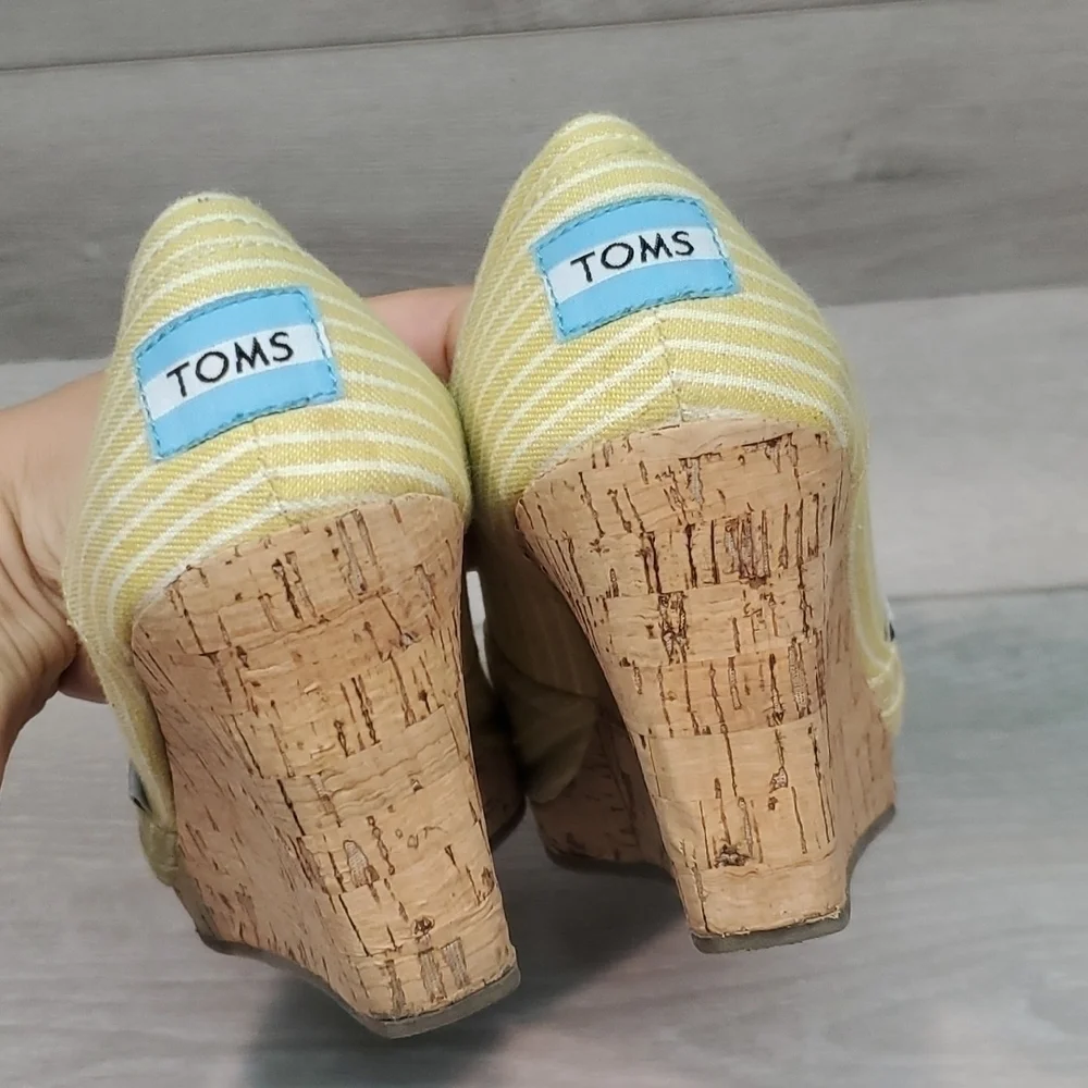 Toms Women Espadrille Stripe Wedge Comfort Sandals shoes sz 7